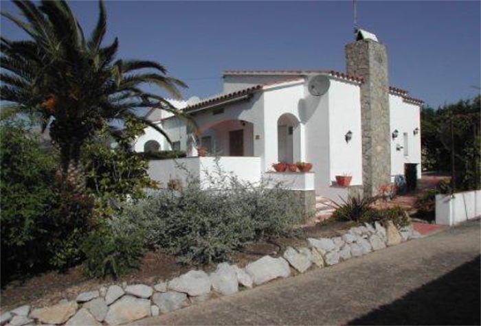 2 Bed Villa Torre Gran, Estartit (Sleeps 4)