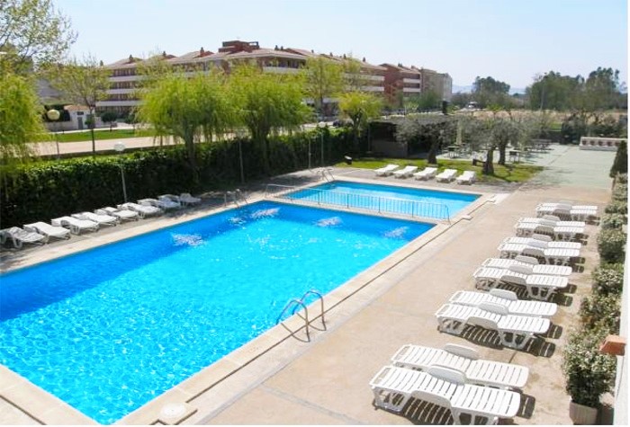 Miami Complex holiday apartments in L'Estartit, Costa Brava