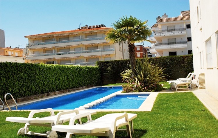 Brises del Mar Complex holiday apartments in L'Estartit, Costa Brava