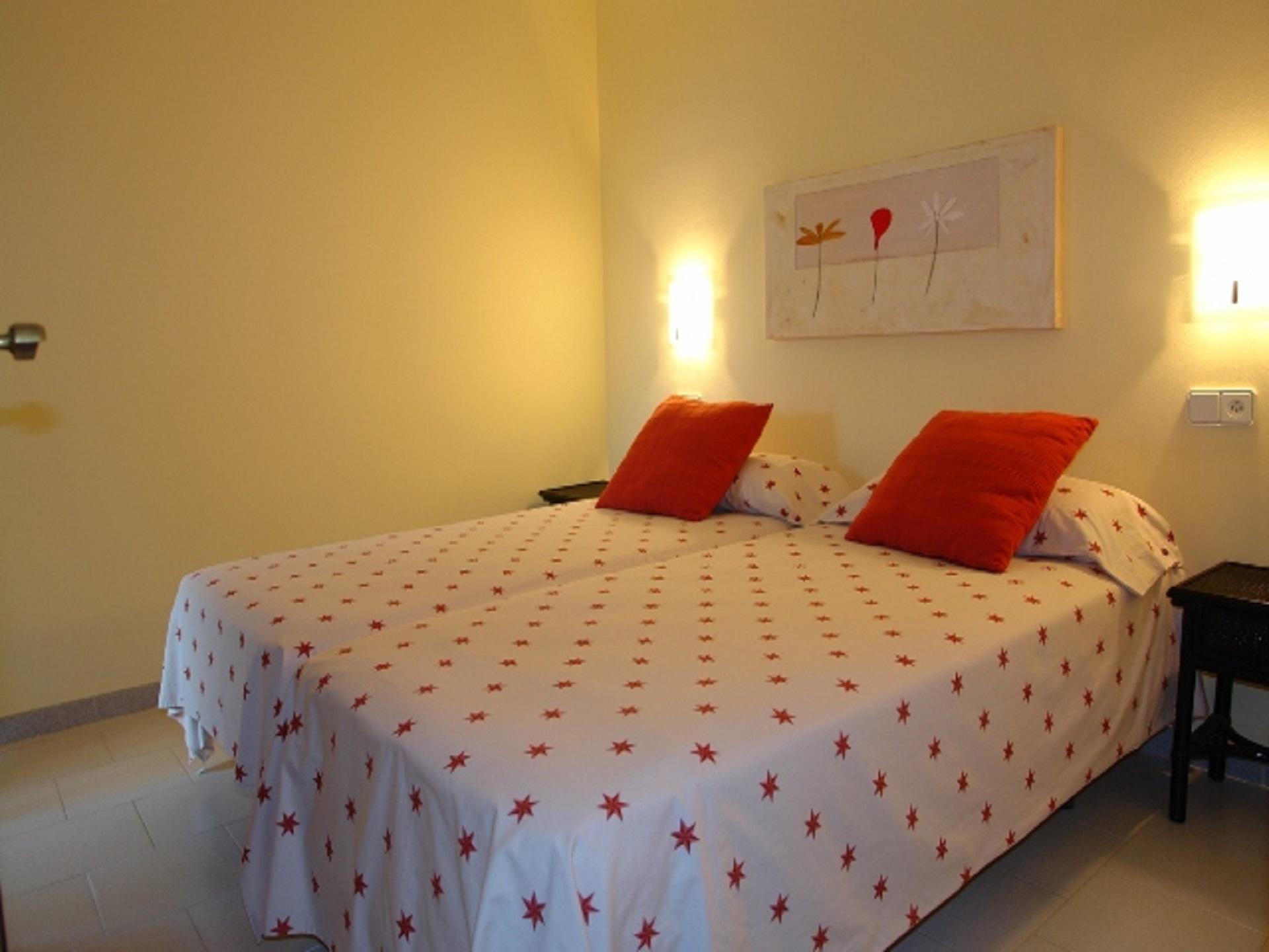 Los Griells villa photo 8
