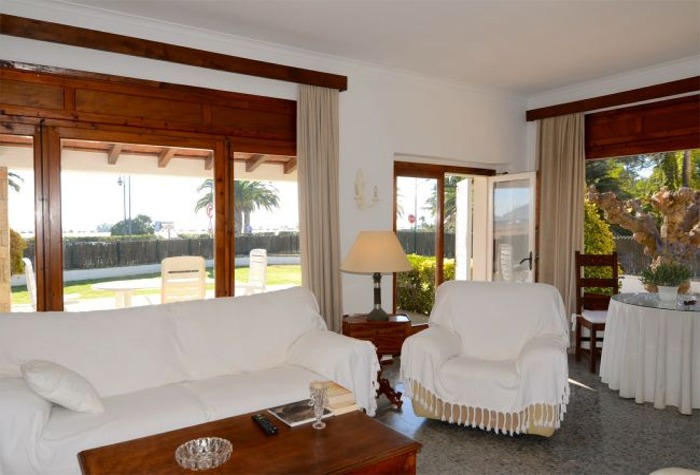 Additional photograph of 4 Bedroom Frontline Villa in L'Estartit (Sleeps 8)