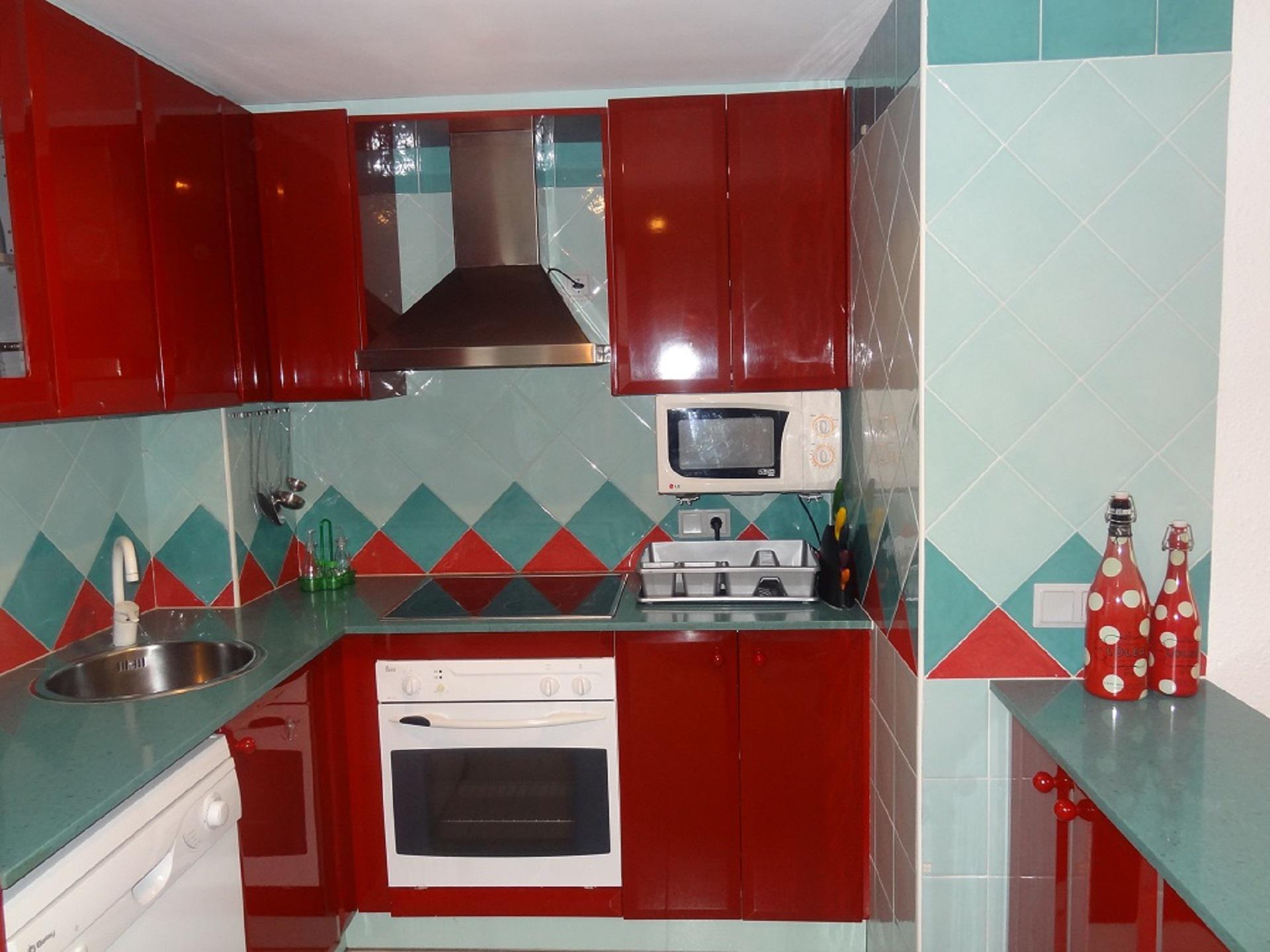 2 Bedroom Apartment For Rent in the Mar Dor, Estartit (Sleeps 4 / 6) — photograph 5