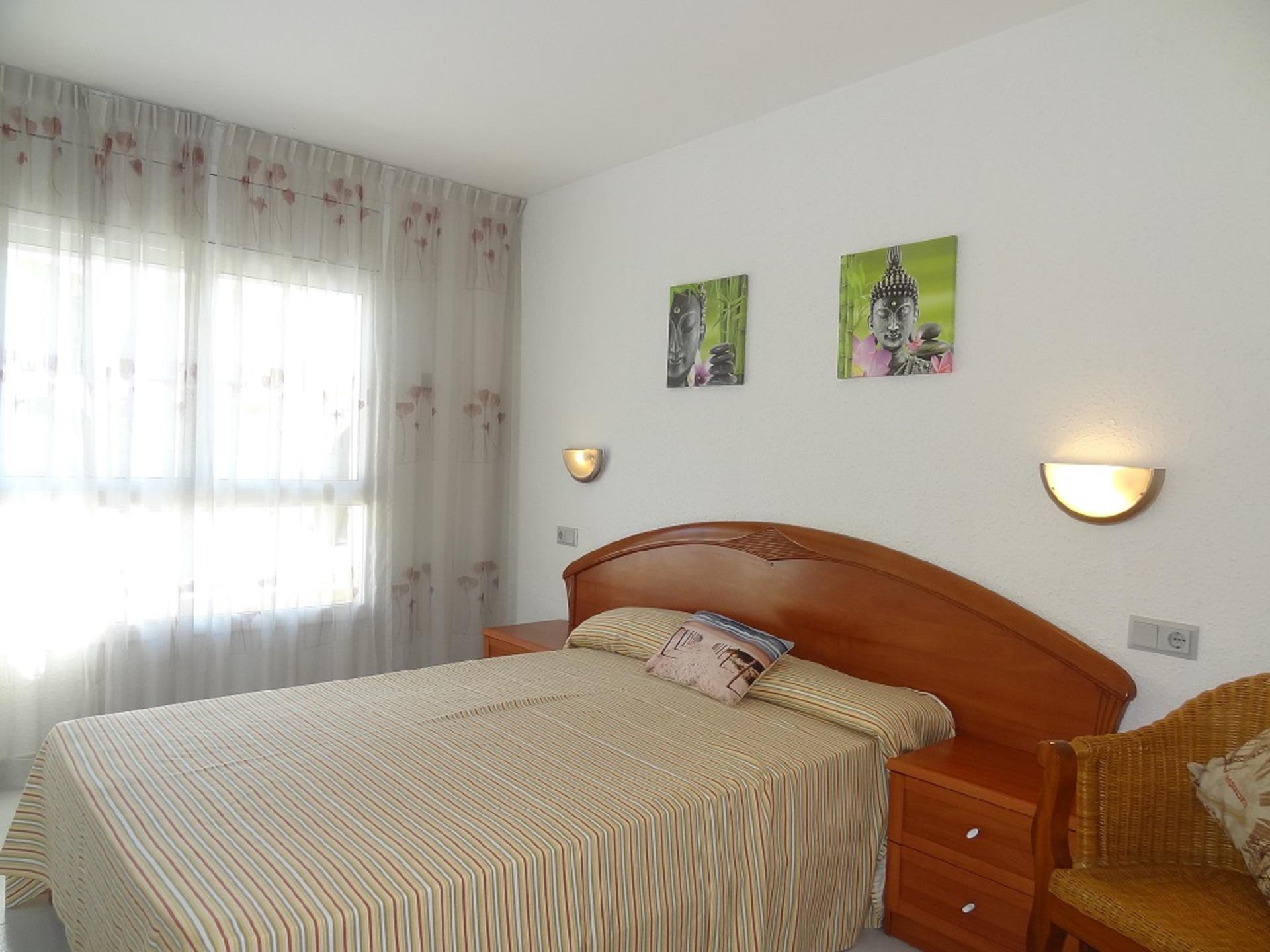 2 Bedroom Apartment For Rent in the Mar Dor, Estartit (Sleeps 4 / 6) — photograph 6