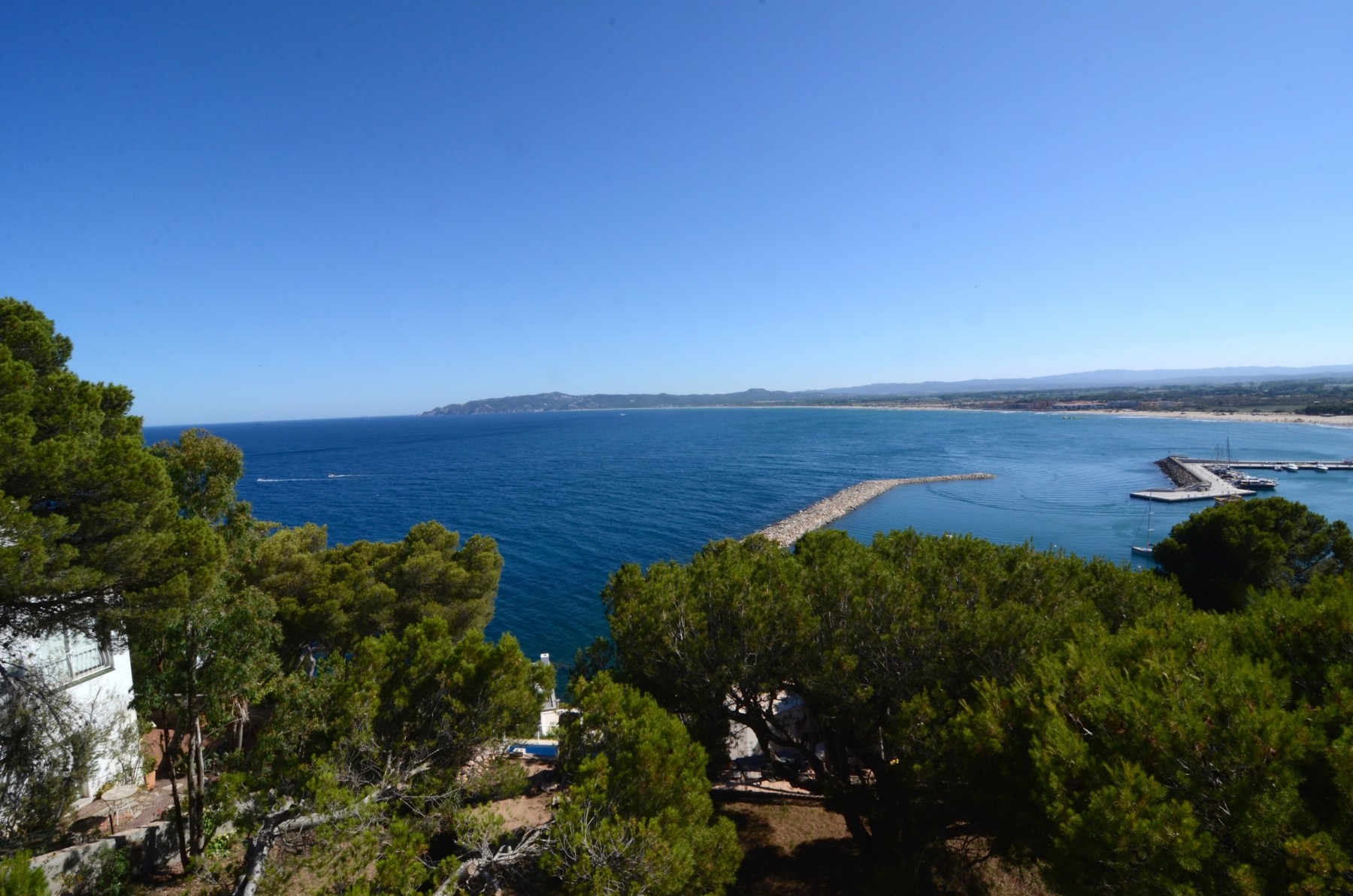 4 Bed Villa on Cap de la Barra, Estartit (Sleeps 8)