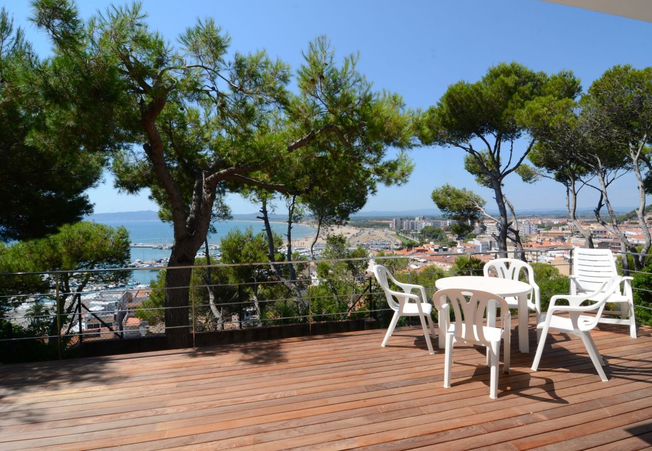 Frederique Apartments holiday apartments in L'Estartit, Costa Brava